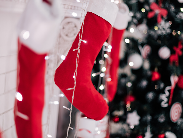 10 Stocking Stuffer Ideas For A Beauty Lover